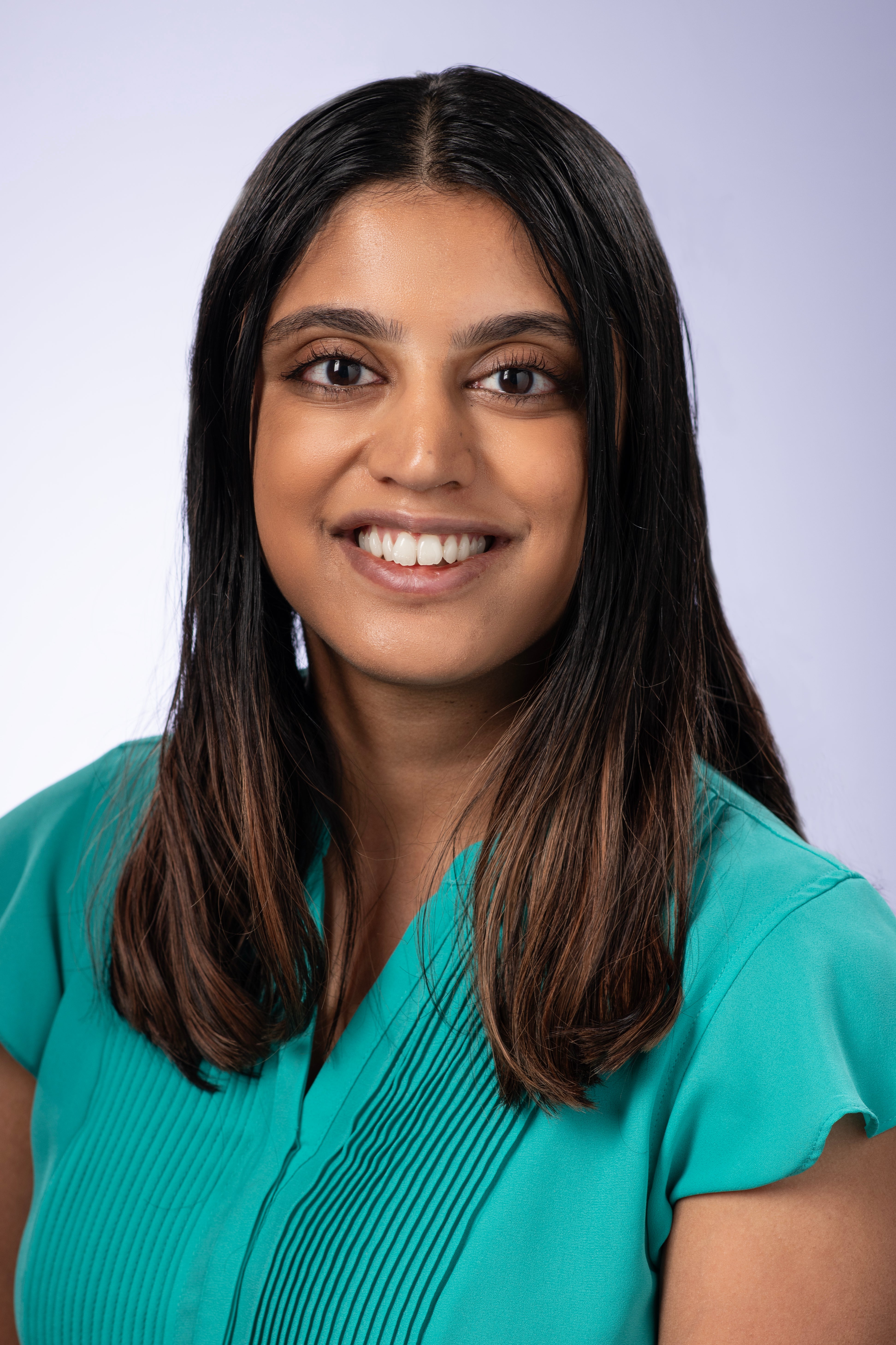 Vibha Deschpande, PT